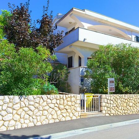 Apartments Vlatko Krk Town Εξωτερικό φωτογραφία