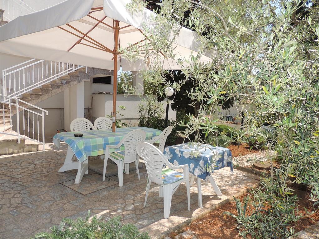 Apartments Vlatko Krk Town Εξωτερικό φωτογραφία