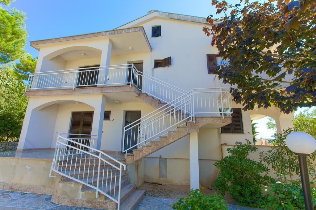 Apartments Vlatko Krk Town Εξωτερικό φωτογραφία