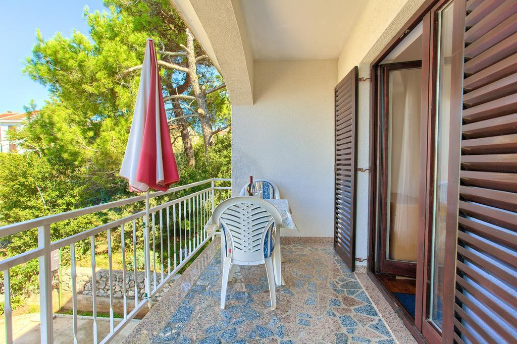Apartments Vlatko Krk Town Εξωτερικό φωτογραφία