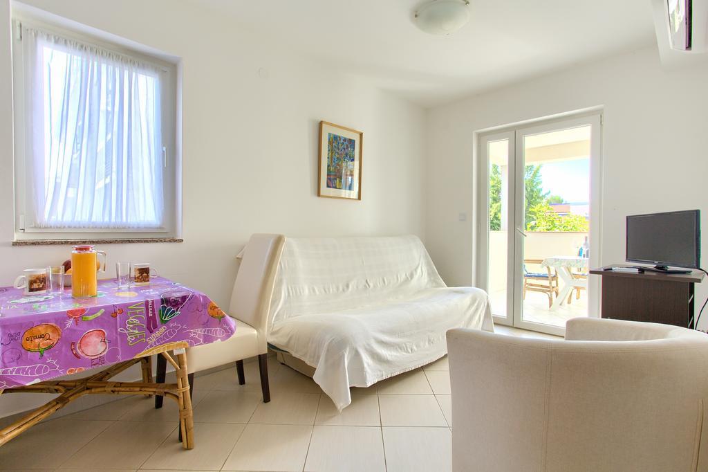 Apartments Vlatko Krk Town Εξωτερικό φωτογραφία