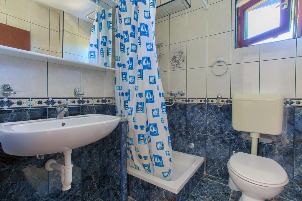 Apartments Vlatko Krk Town Εξωτερικό φωτογραφία